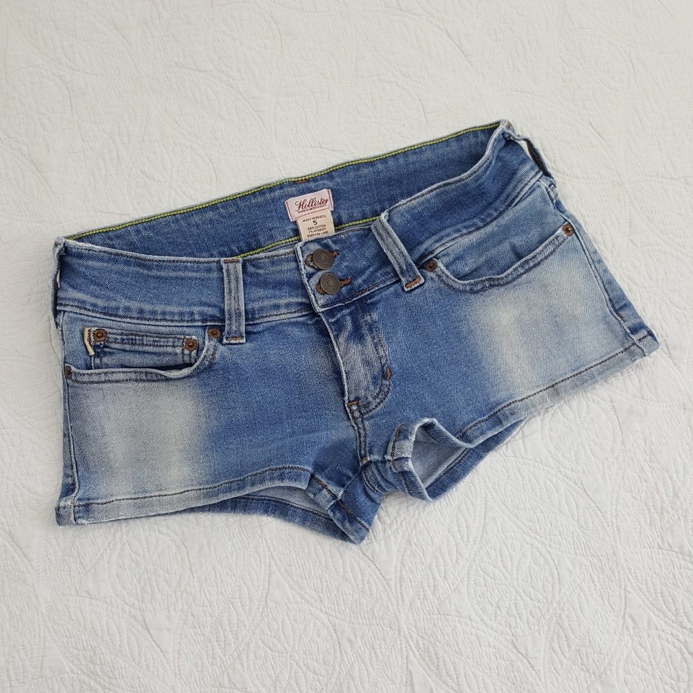 Hollister Factory Faded Denim Shorts Size 5